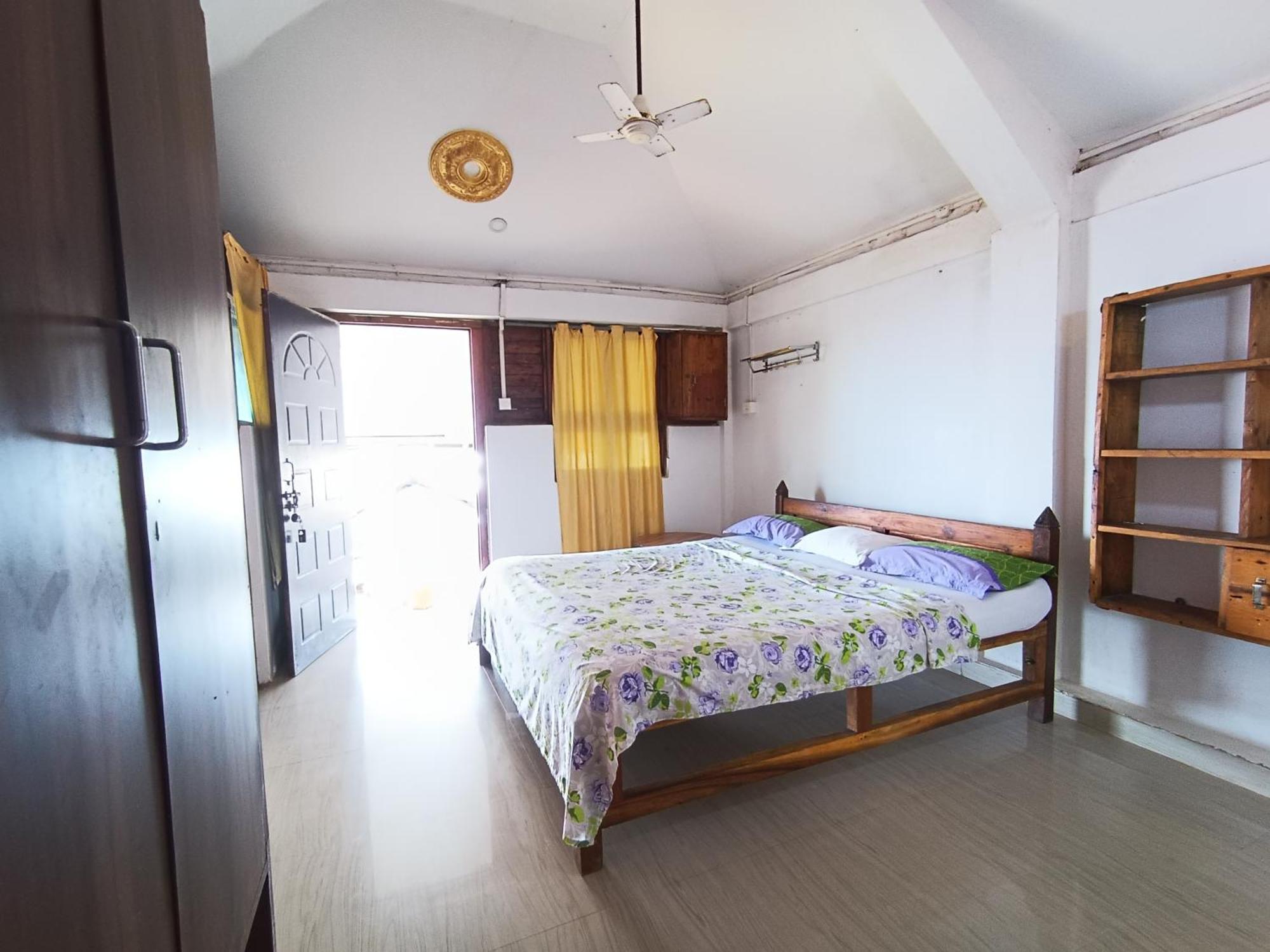 Monsoon Hotel Agonda Room photo