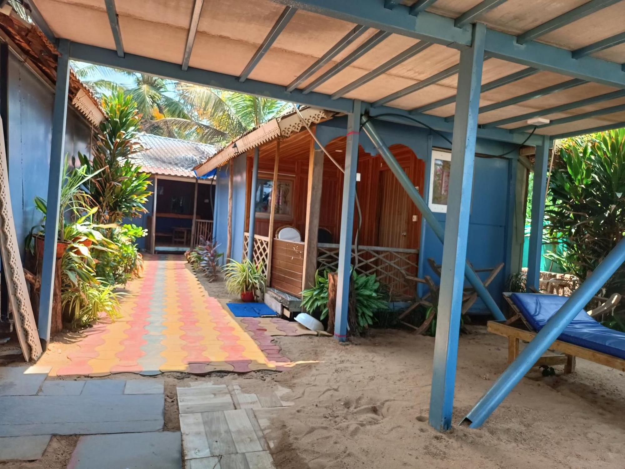 Monsoon Hotel Agonda Exterior photo